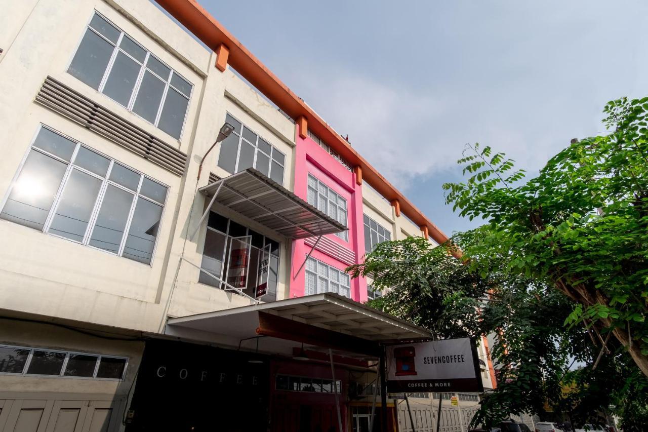 Oyo 1557 Bungas Medan