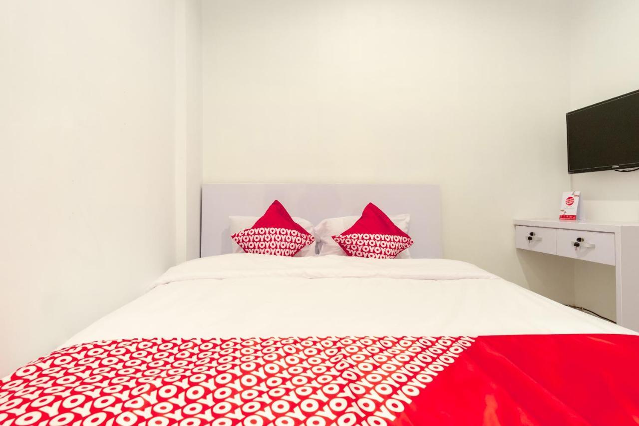 Oyo 1557 Bungas Hotel Medan